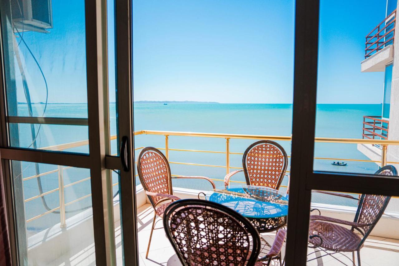 Apartament Cds Durrës Exteriör bild