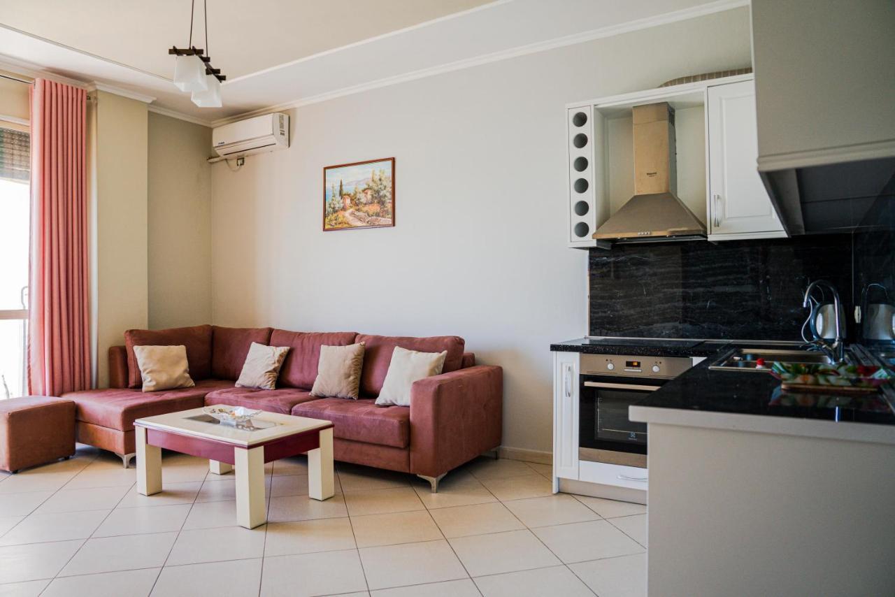 Apartament Cds Durrës Exteriör bild